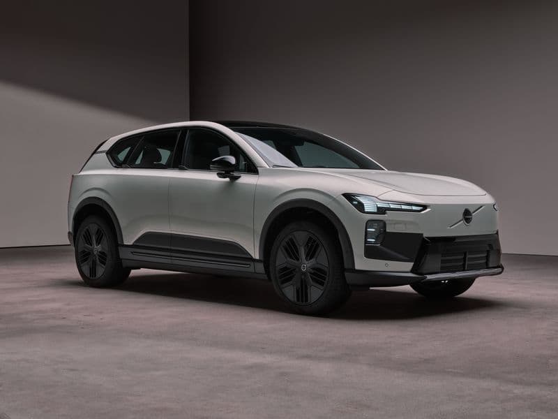 2028 Volvo EX60