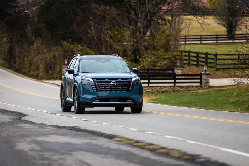 2026 Nissan Pathfinder Platinum AWD Review — image 3