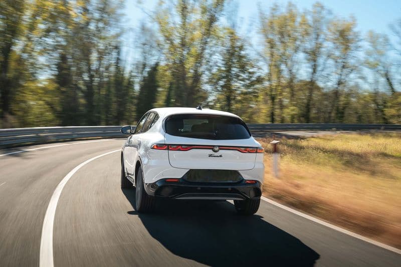 2026 Alfa Romeo Tonale Veloce AWD Review — image 2