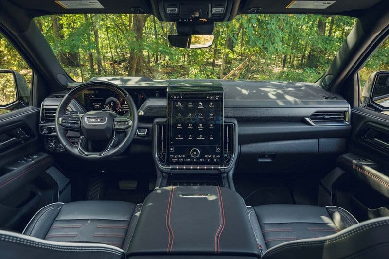 2025 GMC Yukon AT4 Ultimate 3.0L Diesel Review — image 3