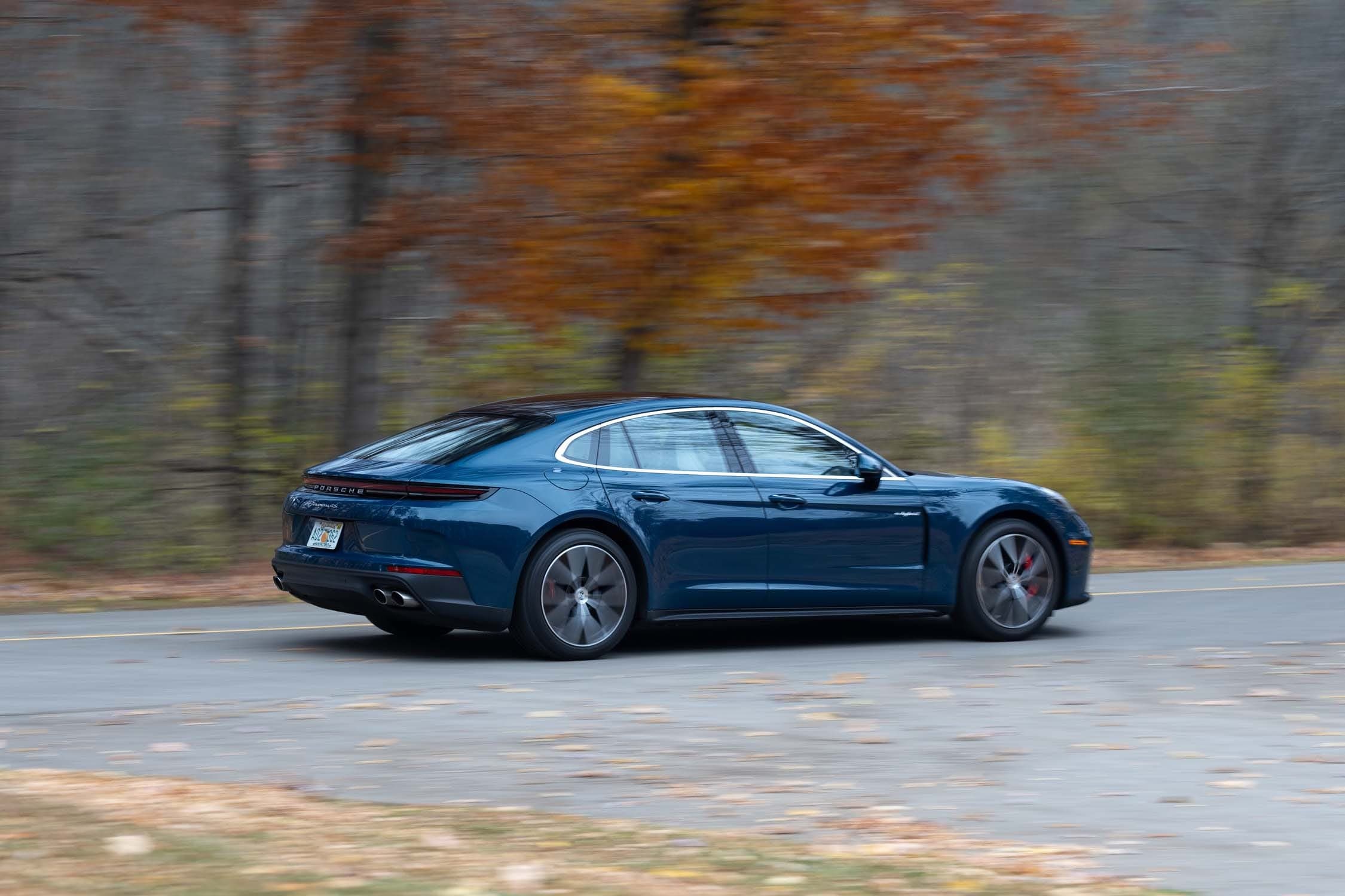 2025 Porsche Panamera 4S E-Hybrid Review