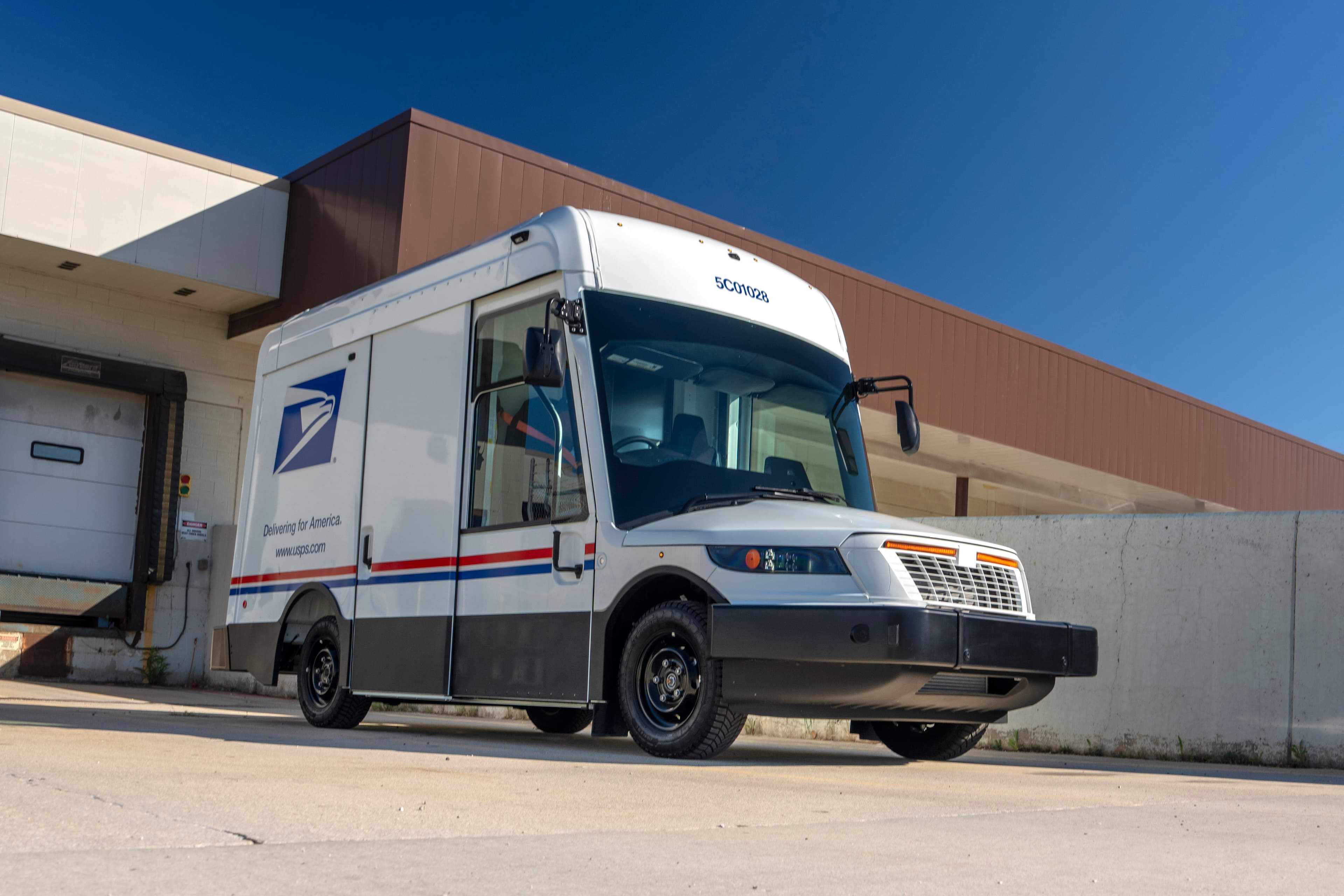 Oshkosh Next Generation Delivery Vehicle Prototype Review