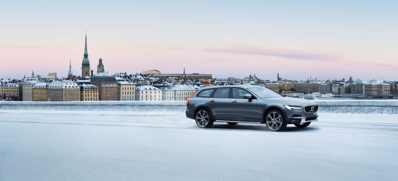 2020 Volvo V90 Cross Country