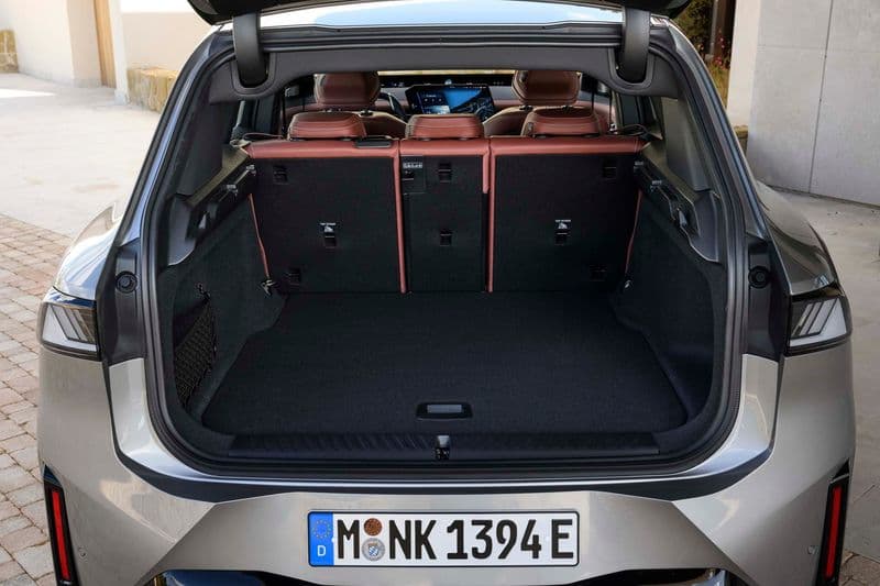 2027 BMW iX3 50 xDrive Review — image 2