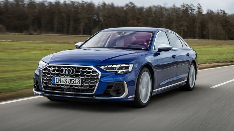 2025 Audi S8