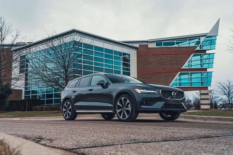 2026 Volvo V60 / V60 Cross Country