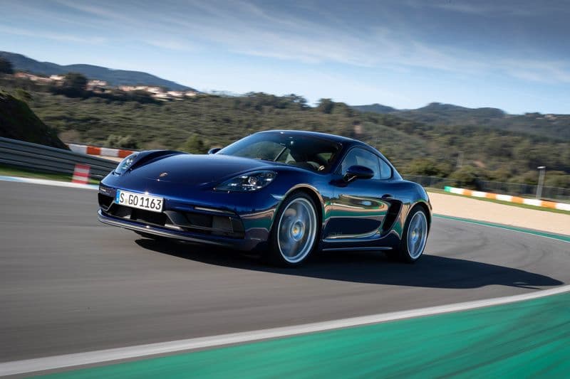 2021 Porsche 718 Cayman