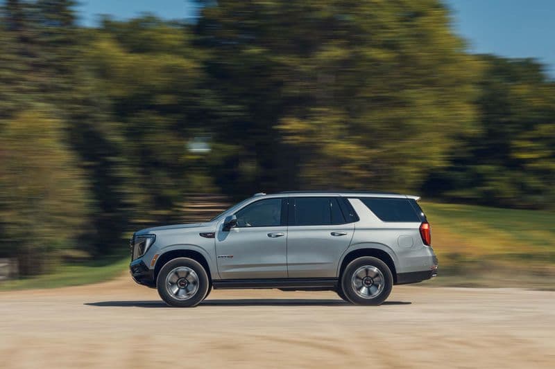 2025 GMC Yukon AT4 Ultimate 3.0L Diesel Review — image 6