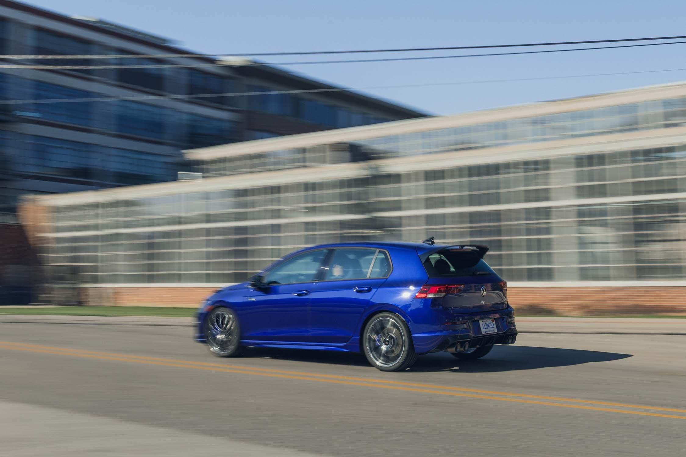 2025 Volkswagen Golf R DSG Review