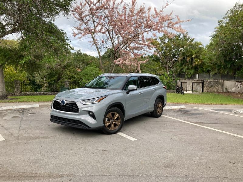 2022 Toyota Highlander Hybrid
