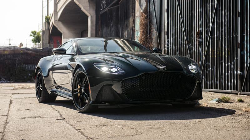 2022 Aston Martin DBS
