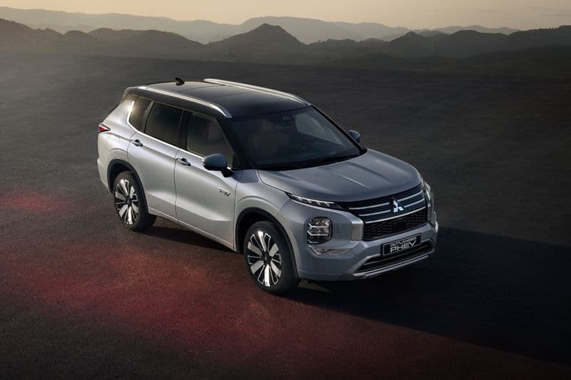 2026 Mitsubishi Outlander Hybrid