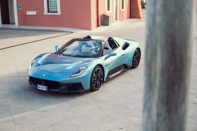 2026 Maserati MCPura Cielo Review — image 7