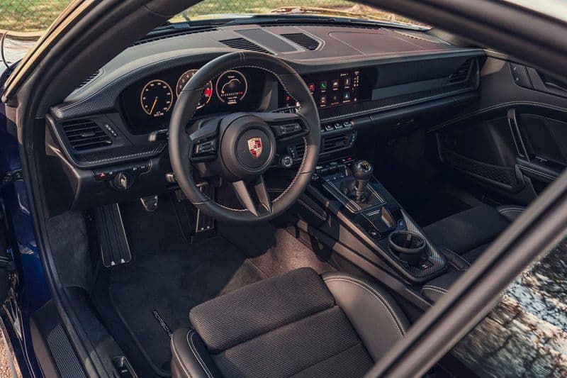2025 Porsche 911 GT3 Touring 6MT Review — image 2