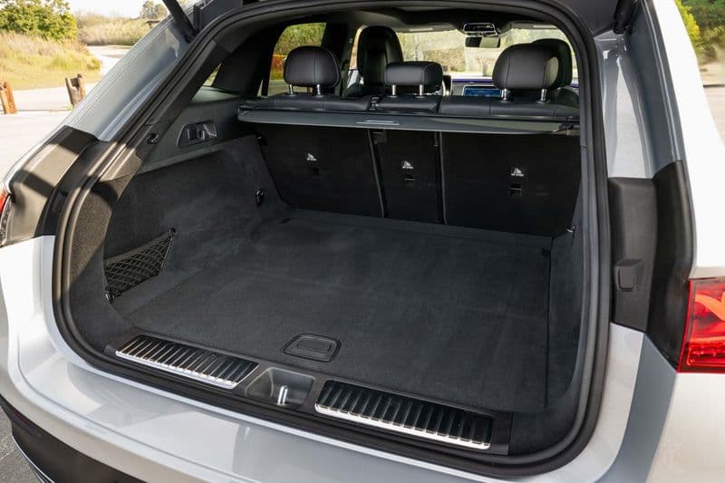 2026 Mercedes-Benz EQE320+ SUV Review — image 6