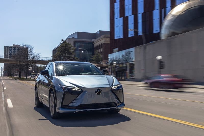 2025 Lexus RZ