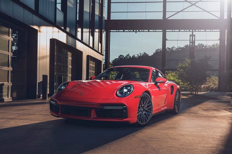 2024 Porsche 911 Turbo / Turbo S
