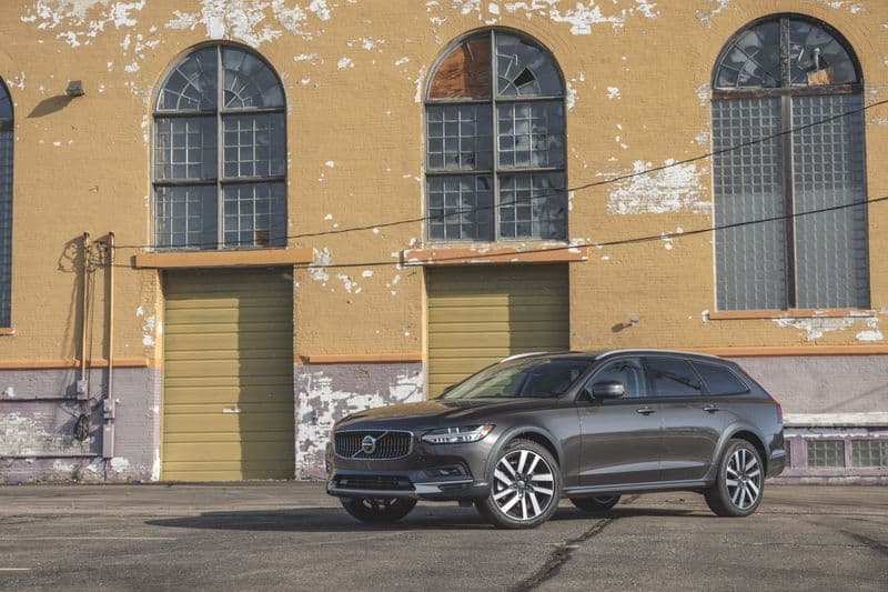 2022 Volvo V90 Cross Country