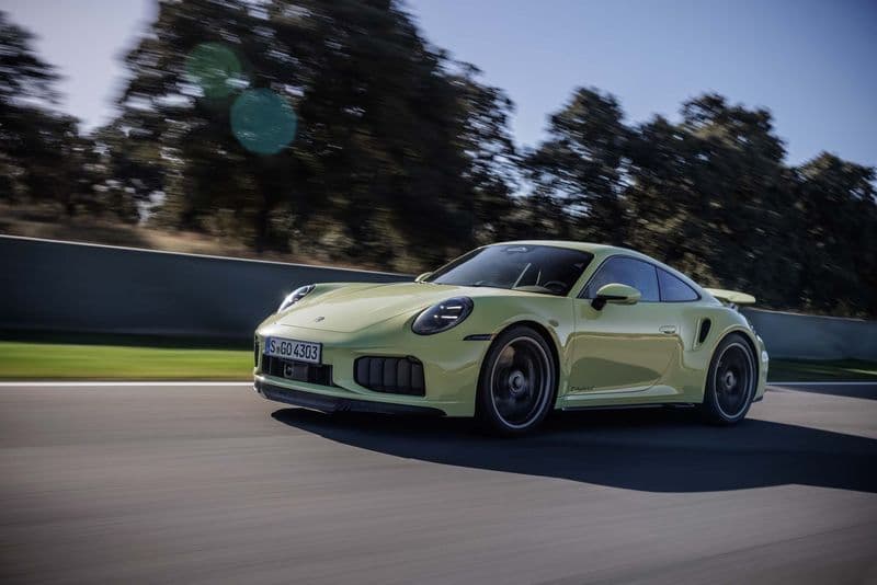 2026 Porsche 911 Turbo / Turbo S
