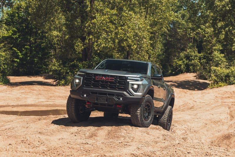 2024 GMC Canyon