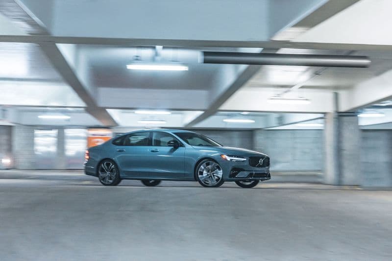 2022 Volvo S90