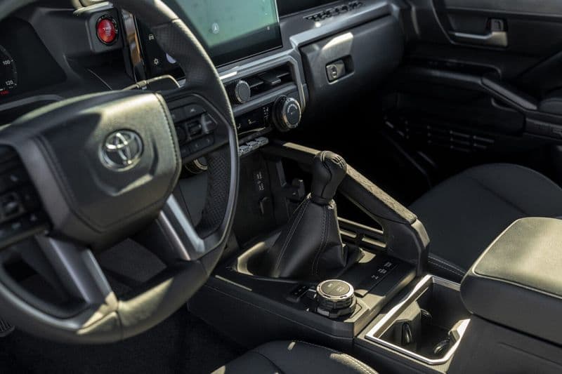 2026 Toyota Tacoma TRD Off-Road Double Cab 6MT Review — image 4