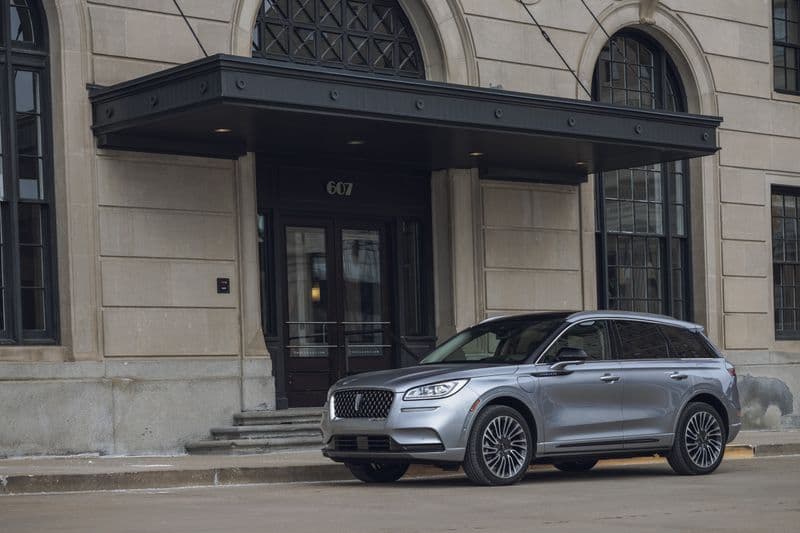 2022 Lincoln Corsair Hybrid