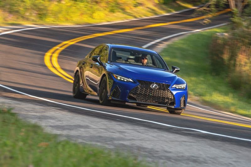 2021 Lexus IS