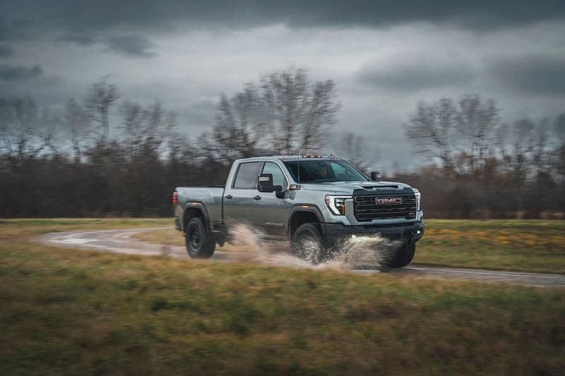 2026 GMC Sierra 2500HD / 3500 HD