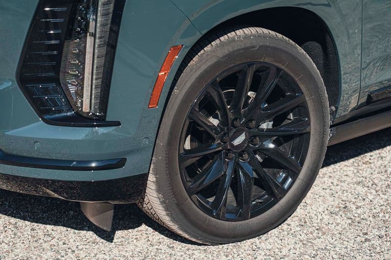 2025 Cadillac Escalade Sport 4WD Review — image 3