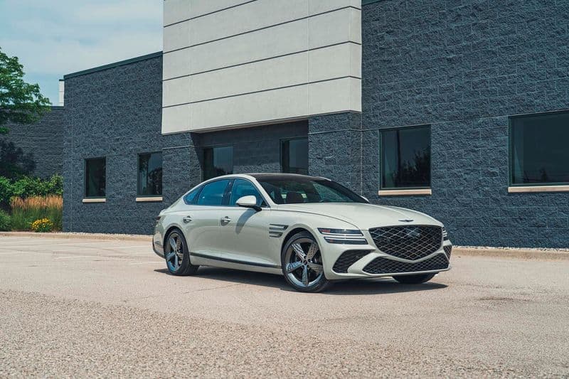2025 Genesis G80