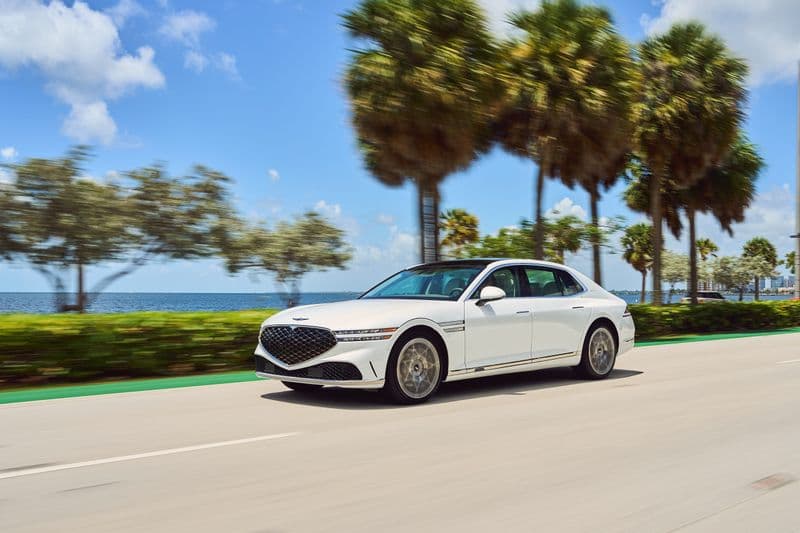2025 Genesis G90