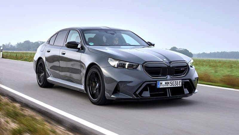 2025 BMW M5