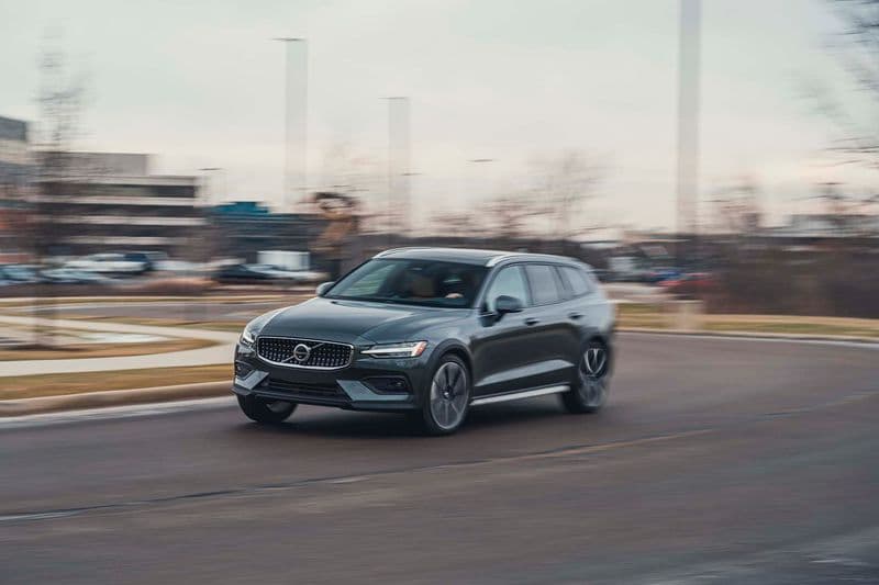 2026 Volvo V60 Cross Country B5 AWD Review — image 6