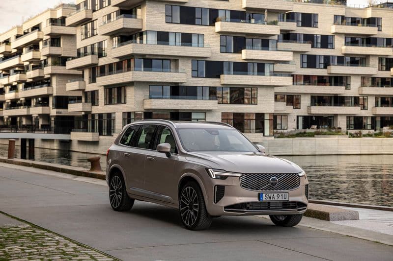 2026 Volvo XC90 Hybrid