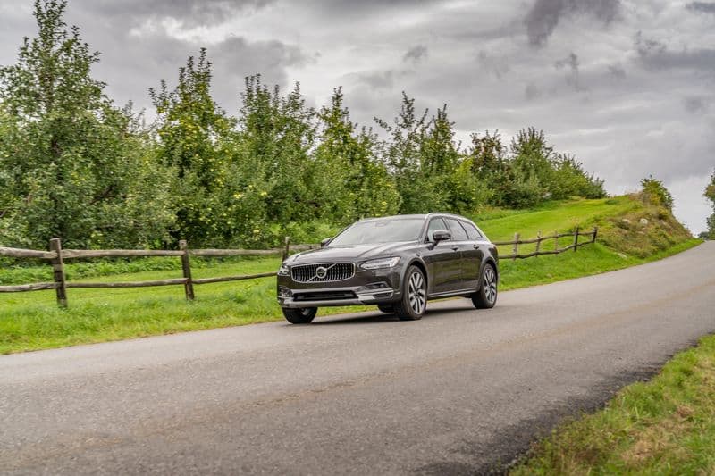 2024 Volvo V90 Cross Country