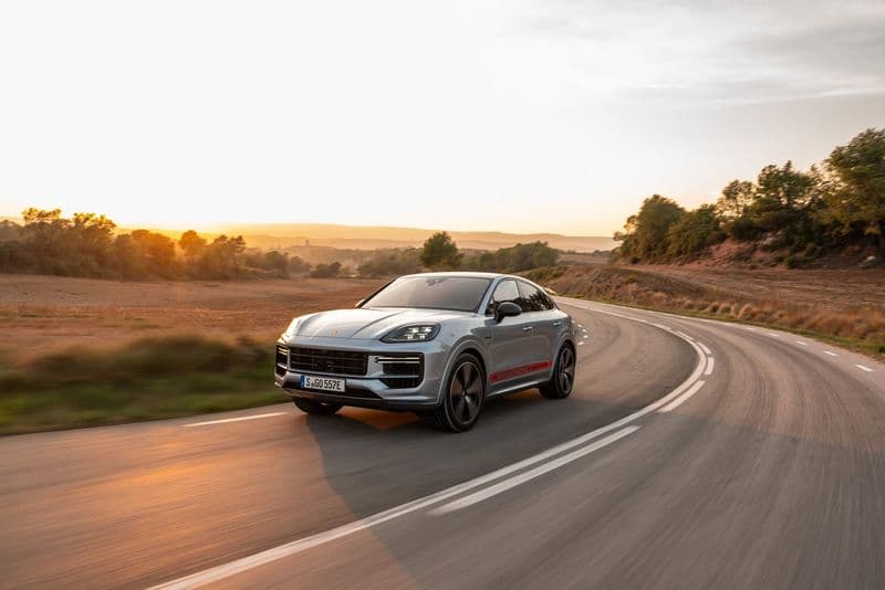 2025 Porsche Cayenne E-Hybrid