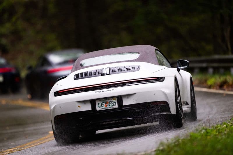 2026 Porsche 911 Carrera T Cabriolet Review — image 4