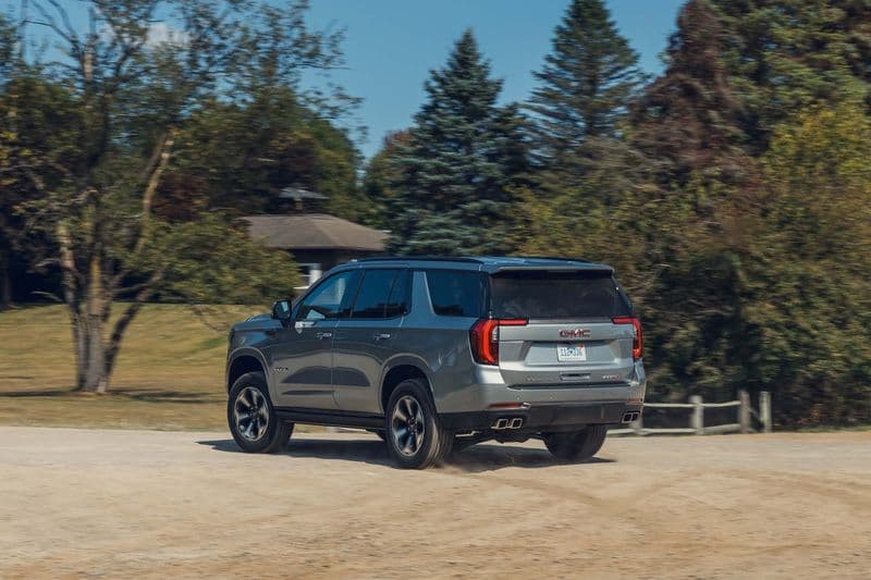 2025 GMC Yukon AT4 Ultimate 3.0L Diesel Review — image 7