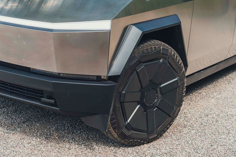 2025 Tesla Cybertruck Long Range RWD Review — image 4