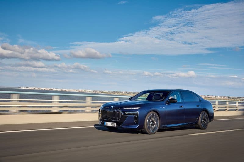 2025 BMW i7