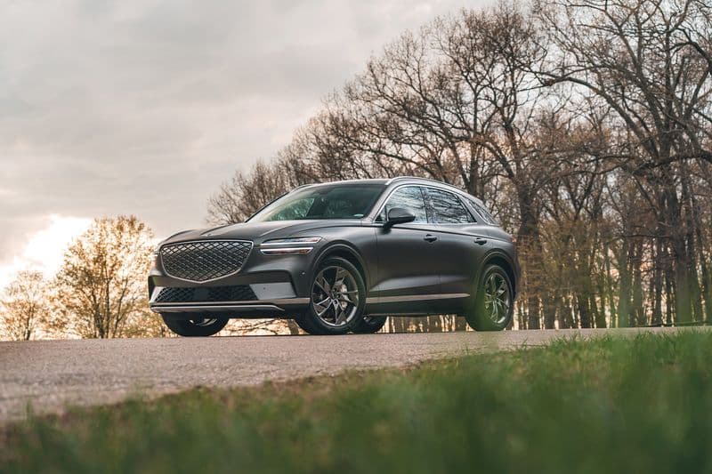 2023 Genesis Electrified GV70