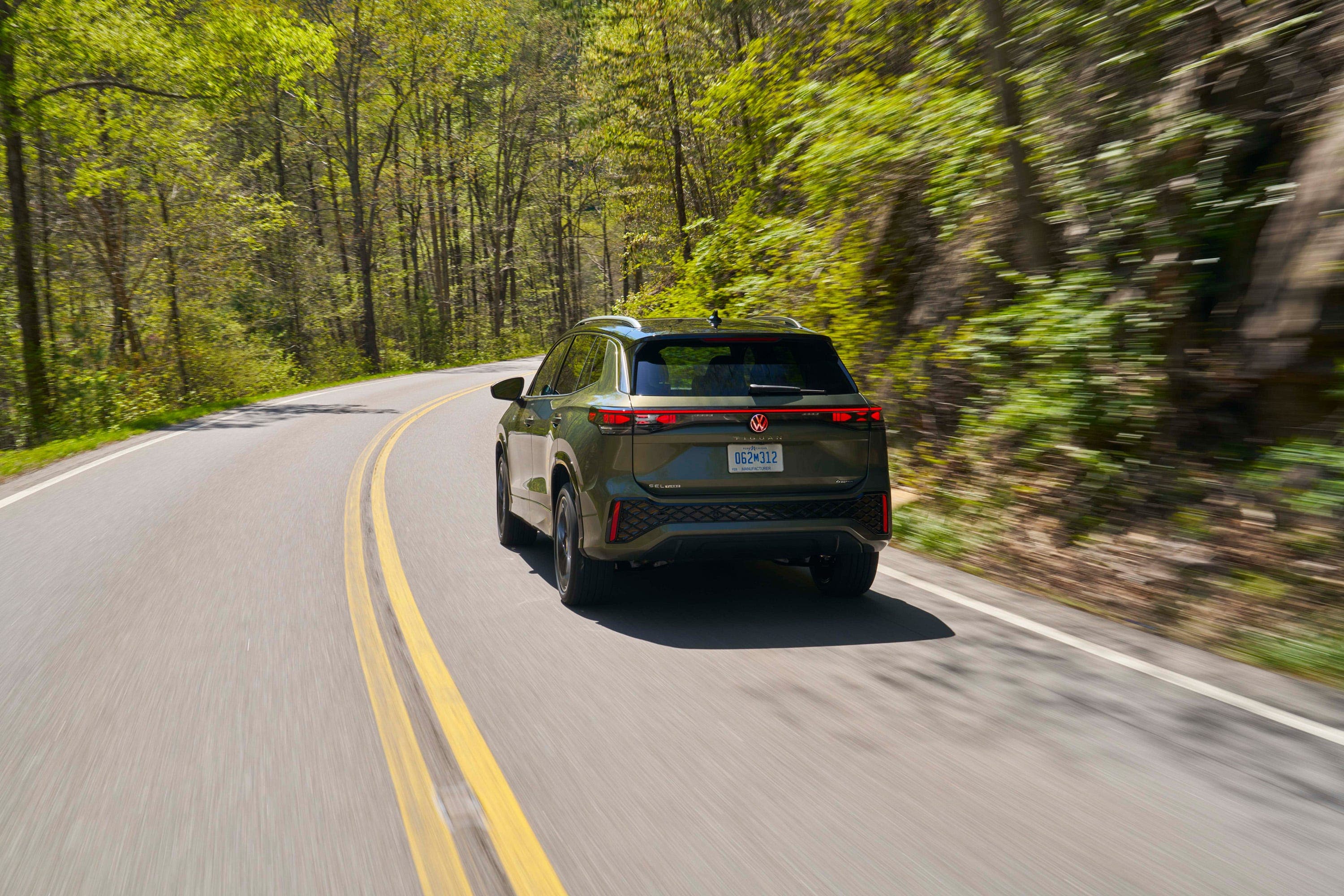 2026 Volkswagen Tiguan SEL R-Line Turbo 4Motion Review