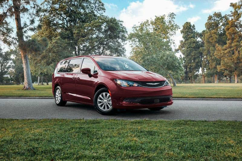 2023 Chrysler Voyager