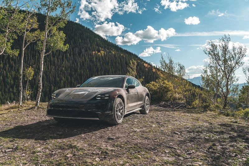 2022 Porsche Taycan Cross Turismo